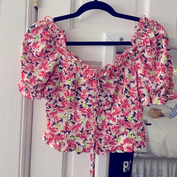 Zara | Tops | Zara Pink Floral Flounce Top Puff Sleeves | Poshmark